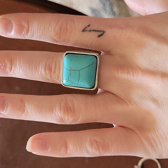 Stone ring - Picture 2 of 3